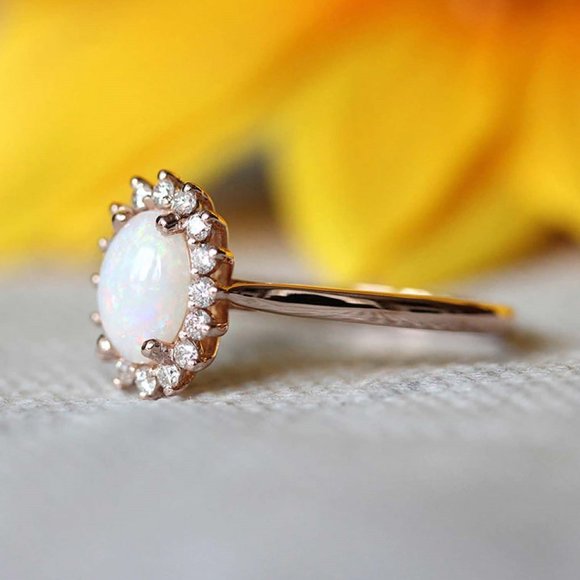 Victoria Opal & Topaz Ring 18 Rose Gold on Pure Copper. 4-claw Settings. - Picture 2 of 15